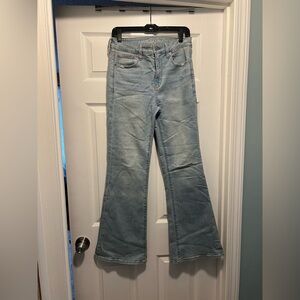American Eagle Outfitters Light Blue Flare Jeans size 6